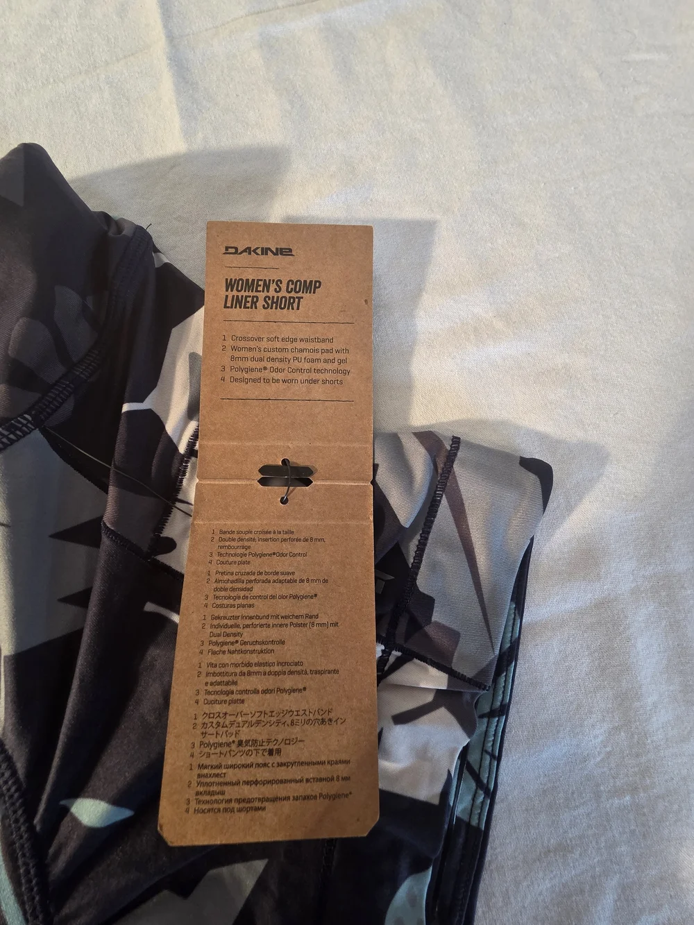 Dakine Women's Blue Black Tropical Crop Liner Biking Shorts